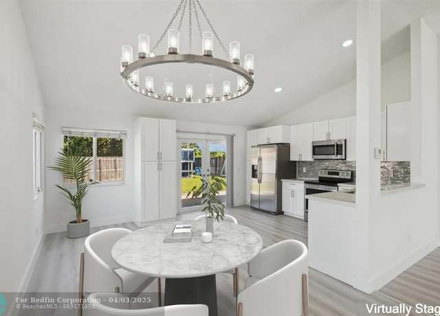 Property at 8390 Dynasty Dr, Boca Raton, FL 33433, 3 beds, 2 baths