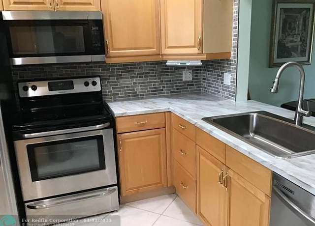 Property at 7500 NW 1st St #206, Margate, FL 33063, 2 beds, 2 baths