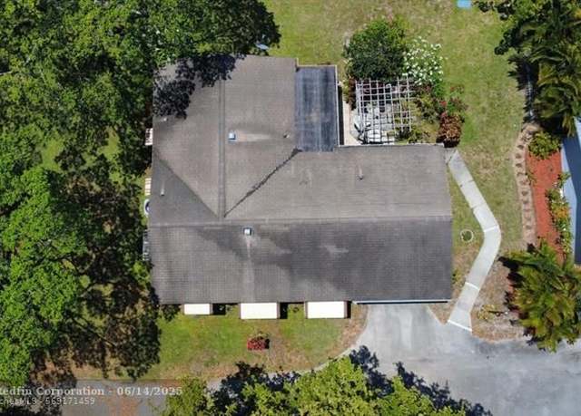 Property at 2623 SW Natura Ave, Deerfield Beach, FL 33441, 2 beds, 2 baths