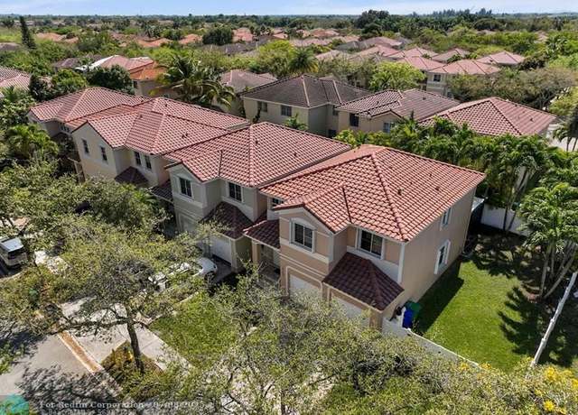 Property at 17102 SW 33rd Ct #17102, Miramar, FL 33027, 3 beds, 2.5 baths