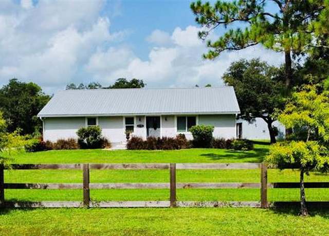 Property at 12651 NE 18th Ave, Okeechobee, FL 34972, 4 beds, 3 baths