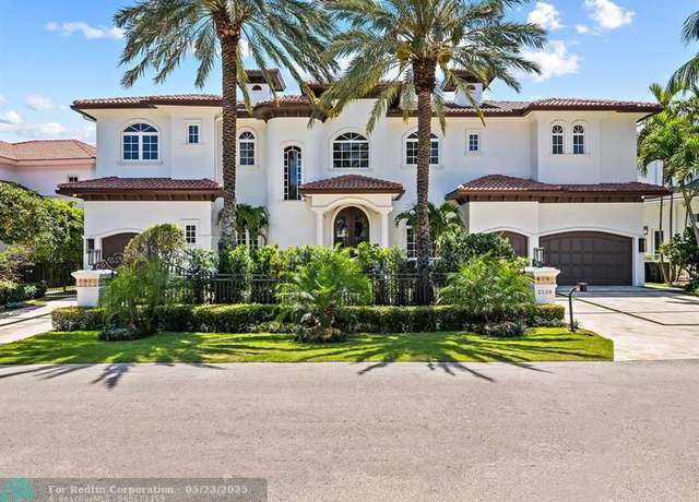 Property at 2520 NE 31st Ct, Lighthouse Point, FL 33064, 6 beds, 7.5 baths
