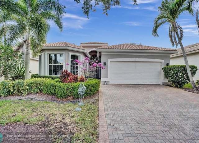 Property at 8266 Sandpiper Glen Dr, FL 33467, 4 beds, 2.5 baths