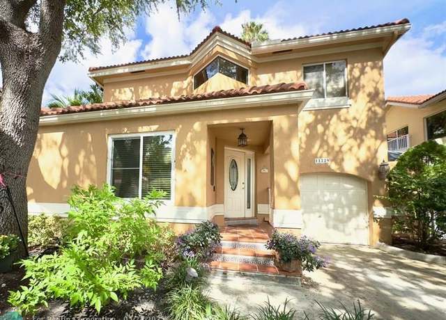 Property at 11229 Lakeview Dr, Coral Springs, FL 33071, 3 beds, 2.5 baths