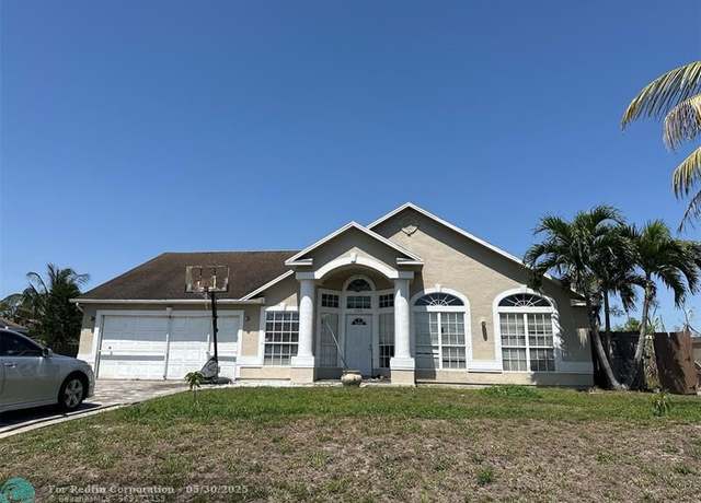 Property at 2334 SE Allen St, Port St. Lucie, FL 34984, 3 beds, 2 baths