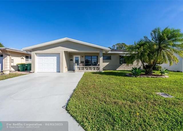Property at 4407 NW 45th St, Tamarac, FL 33319, 2 beds, 2 baths