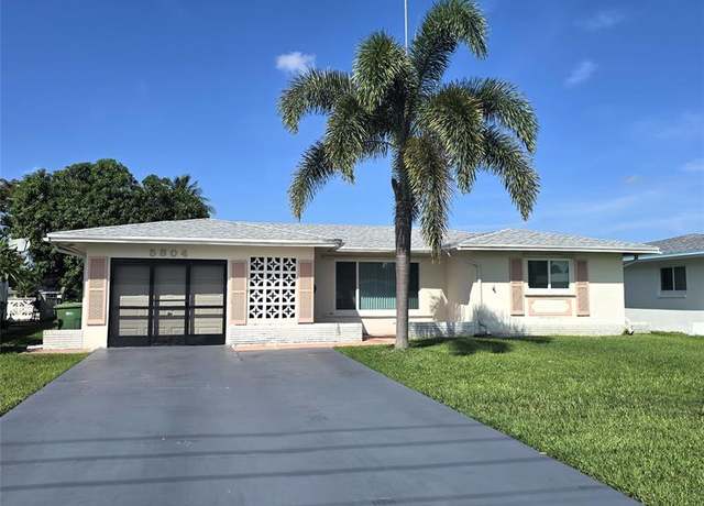 Property at 5804 NW 70th Ave, Tamarac, FL 33321, 2 beds, 2 baths