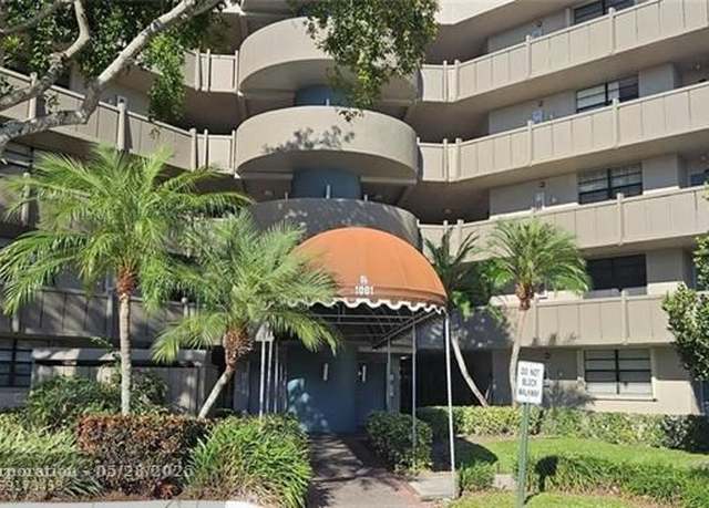 Property at 1001 Colony Point Cir #305, Pembroke Pines, FL 33026, 1 bed, 1.5 baths