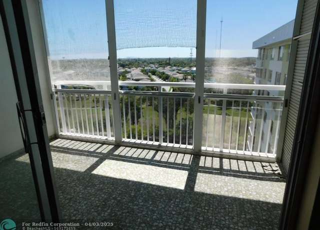 Property at 4400 Hillcrest Dr Unit 1009A, Hollywood, FL 33021, 1 bed, 1 bath