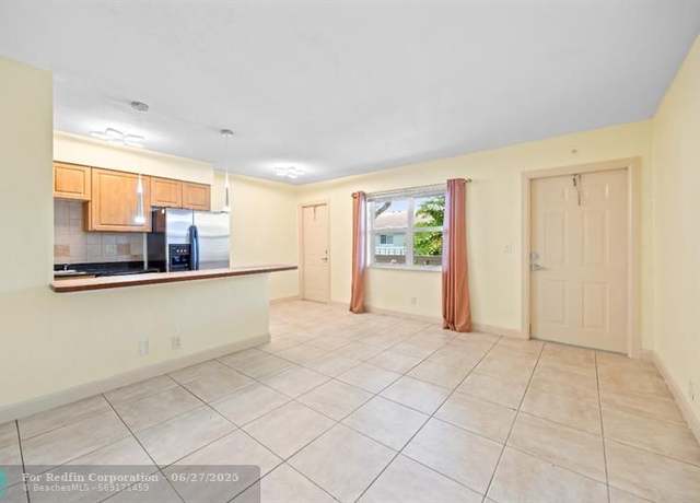Property at 2607 NE 8th Ave #24, Wilton Manors, FL 33334, 1 bed, 1 bath