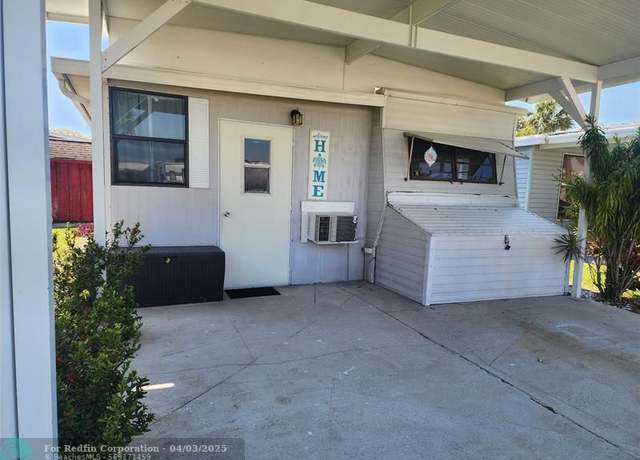 Property at 6502 SE 54th Ln, Okeechobee, FL 34974, 2 beds, 1 bath