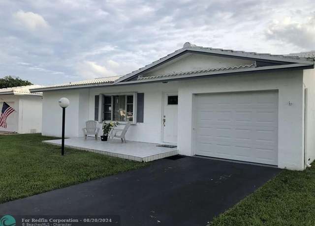 Property at 9020 NW 17th St, Plantation, FL 33322, 2 beds, 2 baths