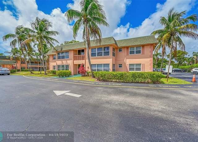 Property at 760 SE 2nd Ave Unit H105, Deerfield Beach, FL 33441, 2 beds, 2 baths