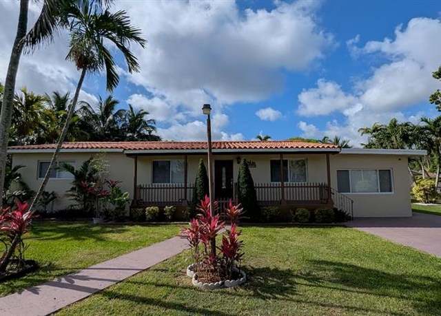Property at 12200 SW 51st St, Miami, FL 33175, 6 beds, 5 baths