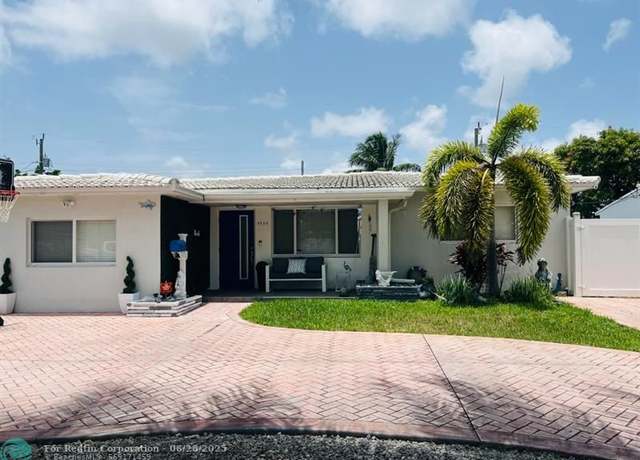 Property at 3225 Roosevelt St, Hollywood, FL 33021, 3 beds, 2 baths