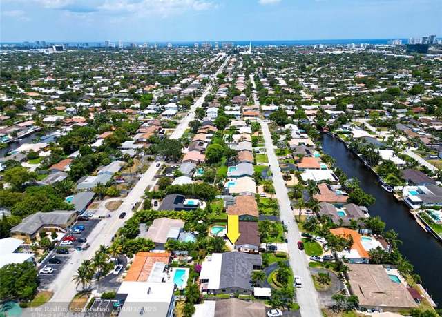 Property at 1425 NE 55th St, Fort Lauderdale, FL 33334, 4 beds, 4 baths