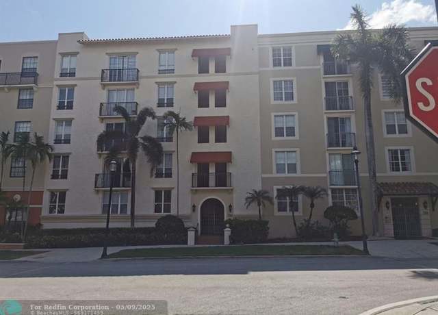 Property at 720 S Sapodilla Ave #402, West Palm Beach, FL 33401, 2 beds, 2 baths