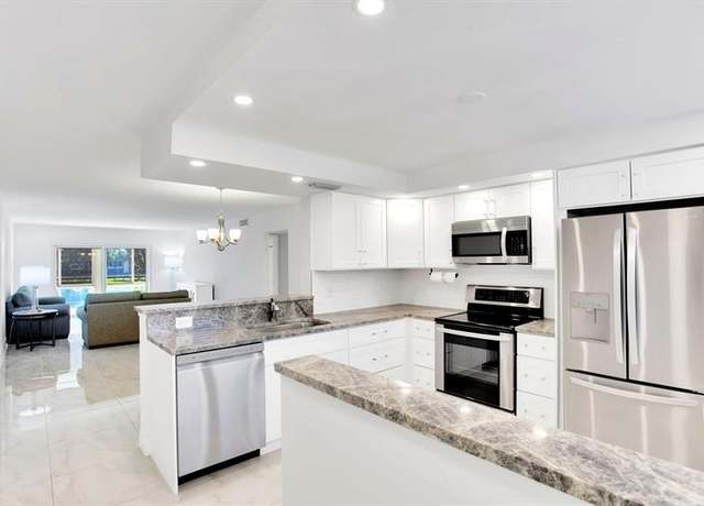 Property at 2202 Lucaya Bnd Unit H2, Coconut Creek, FL 33066, 2 beds, 2 baths