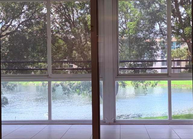 Property at 2202 Lucaya Bnd Unit H2, Coconut Creek, FL 33066, 2 beds, 2 baths
