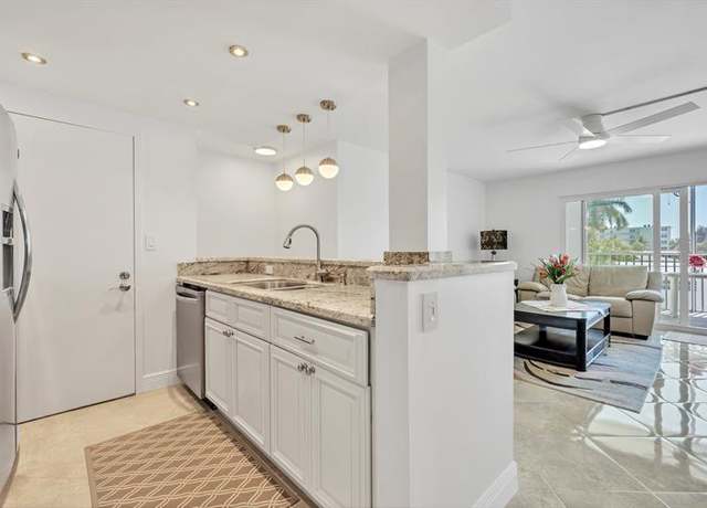 Property at 720 Bayshore Dr #304, Fort Lauderdale, FL 33304, 2 beds, 2 baths