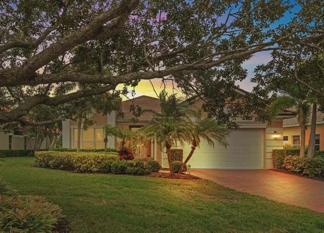 Property at 1274 River Reach Dr, Vero Beach, FL 32967, 3 beds, 3 baths