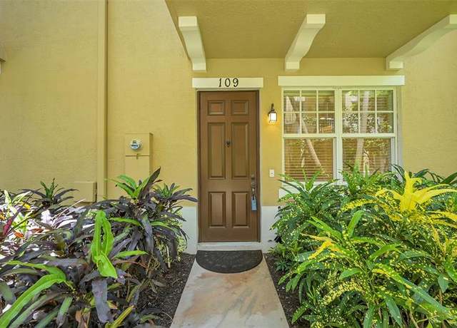 Property at 109 E Coda Cir, Delray Beach, FL 33444, 3 beds, 3 baths