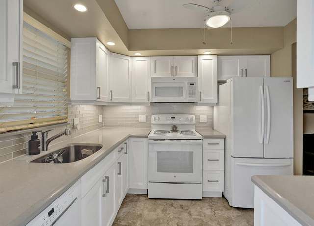 Property at 2141 NE 68th St #102, Fort Lauderdale, FL 33308, 2 beds, 2 baths