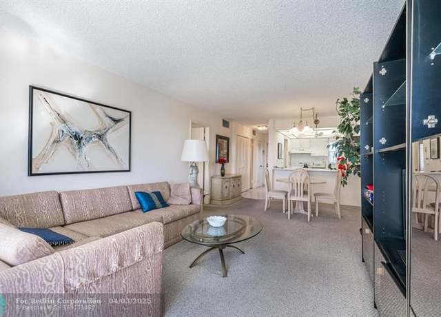 Property at 8900 Washington Blvd Unit 506B, Pembroke Pines, FL 33025, 1 bed, 1.5 baths