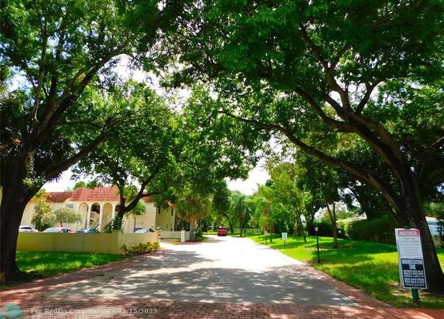 Property at 128 S Cypress Rd #827, Pompano Beach, FL 33060, 2 beds, 2 baths