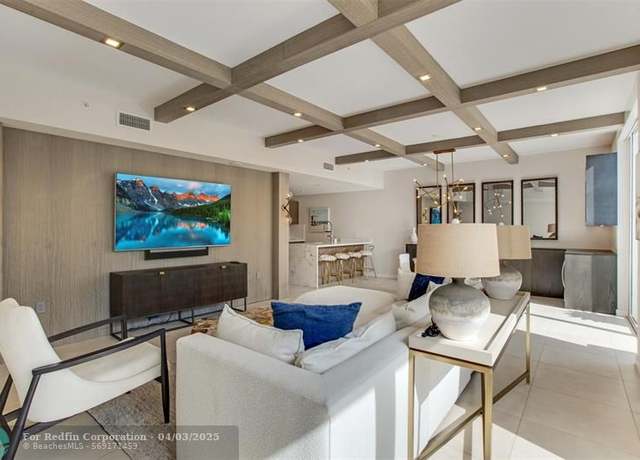 Property at 401 N Birch Rd Unit TH4, Fort Lauderdale, FL 33304, 2 beds, 2.5 baths