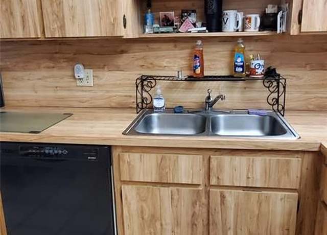 Property at 9708 NW 15th St #312, Pembroke Pines, FL 33024, 3 beds, 2.5 baths