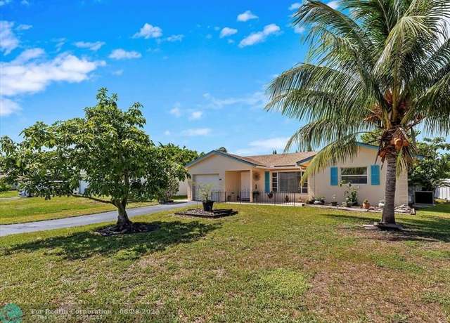 Property at 9603 NW 80th St, Tamarac, FL 33321, 2 beds, 2 baths