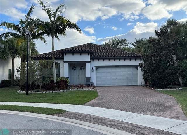 Property at 3202 Klays Ct, Royal Palm Beach, FL 33411, 3 beds, 2.5 baths