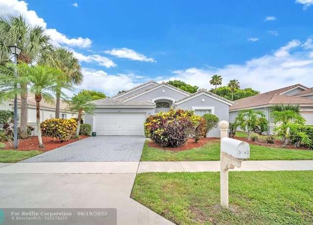 Property at 5701 Swaying Palm Ln, Boynton Beach, FL 33437, 3 beds, 2 baths