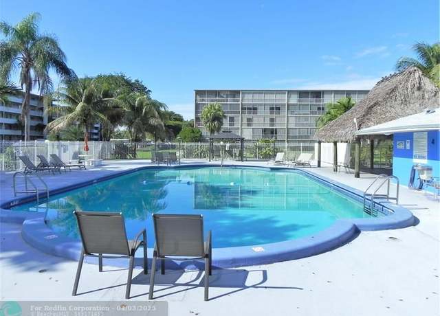 Property at 4650 Washington St #210, Hollywood, FL 33021, 2 beds, 2 baths