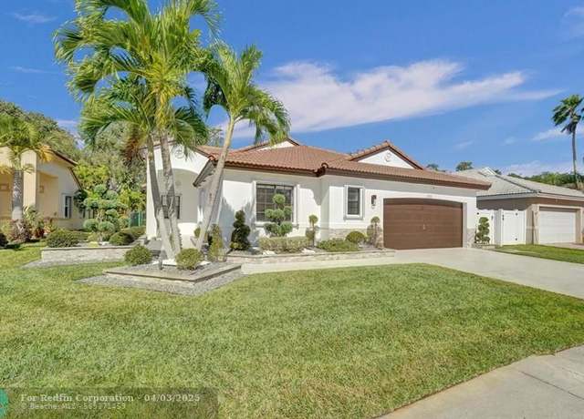 Property at 16255 SW 2nd Dr, Pembroke Pines, FL 33027, 4 beds, 2 baths