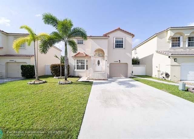 Property at 15320 NW 7th St, Pembroke Pines, FL 33028, 3 beds, 2.5 baths