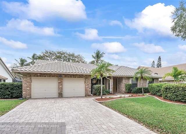 Property at 10866 NW 14th St, Coral Springs, FL 33071, 4 beds, 2.5 baths