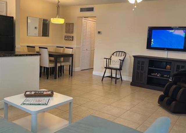 Property at 1351 N 12th Ct Unit 9A, Hollywood, FL 33019, 1 bed, 1 bath