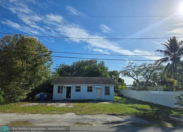 Property at 1262 NE 34th Ct, Oakland Park, FL 33334, 1 bed, 1 bath