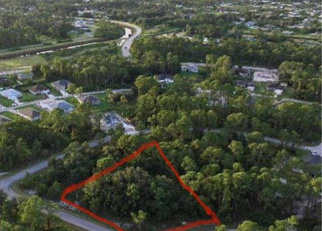 Property at 2601 Carol St, FL 33971