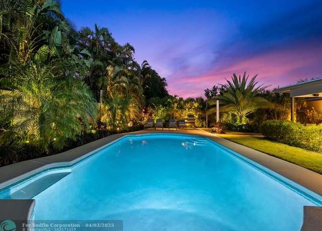 Property at 2090 NE 54th Ct, Fort Lauderdale, FL 33308, 3 beds, 2 baths