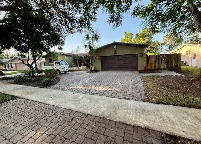 Property at 8918 SW 49th Ct, Cooper City, FL 33328, 4 beds, 2 baths