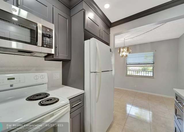 Property at 551 SW 135th Ave Unit 316-B, Pembroke Pines, FL 33027, 2 beds, 1.5 baths