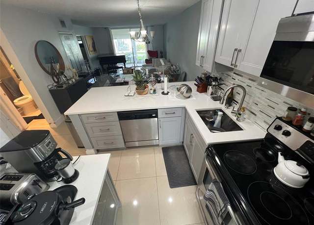 Property at 1040 SE 4th Ave #123, Deerfield Beach, FL 33441, 2 beds, 2 baths