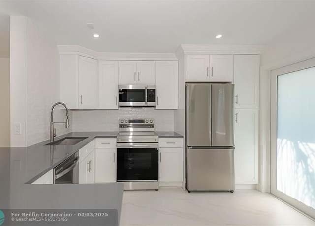 Property at 1425 Atlantic Shores Blvd #101, Hallandale, FL 33009, 2 beds, 2 baths
