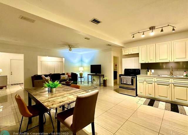 Property at 1501 NE 3rd Ave, Fort Lauderdale, FL 33304, 5 beds, 3 baths
