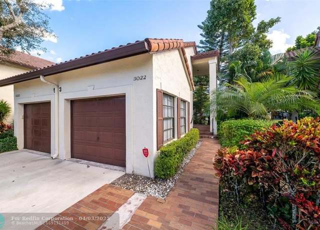 Property at 3022 Lucerne Park Dr, Green Acres, FL 33467, 3 beds, 2 baths