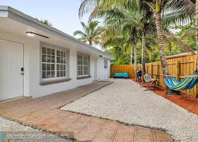 Property at 251 NE 40th Ct, Oakland Park, FL 33334, 4 beds, 2 baths