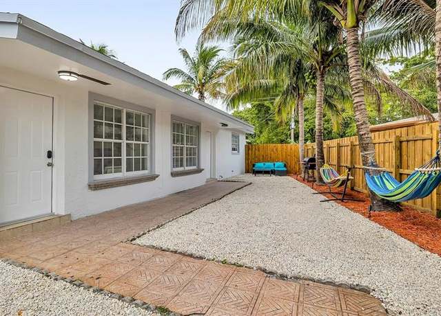 Property at 251 NE 40th Ct, Oakland Park, FL 33334, 4 beds, 2 baths